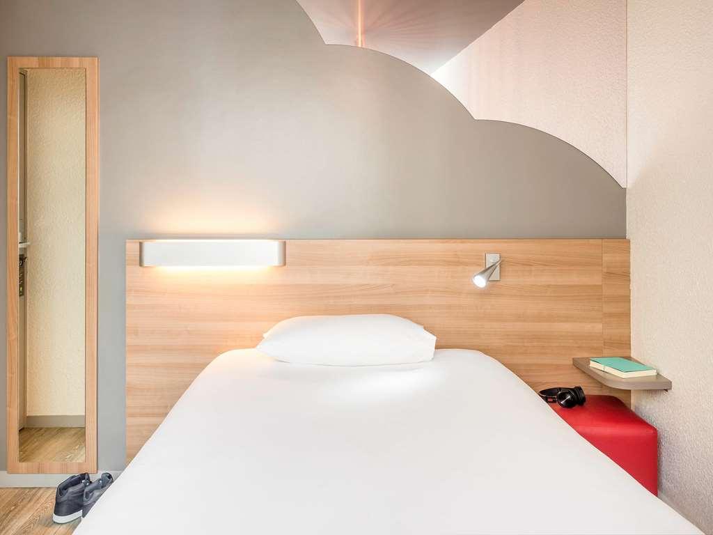 Hotel Ibis Styles Alesia Montparnasse Parigi